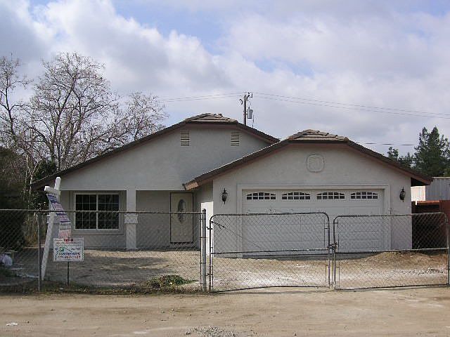 1st image of 27889 Adams Ave