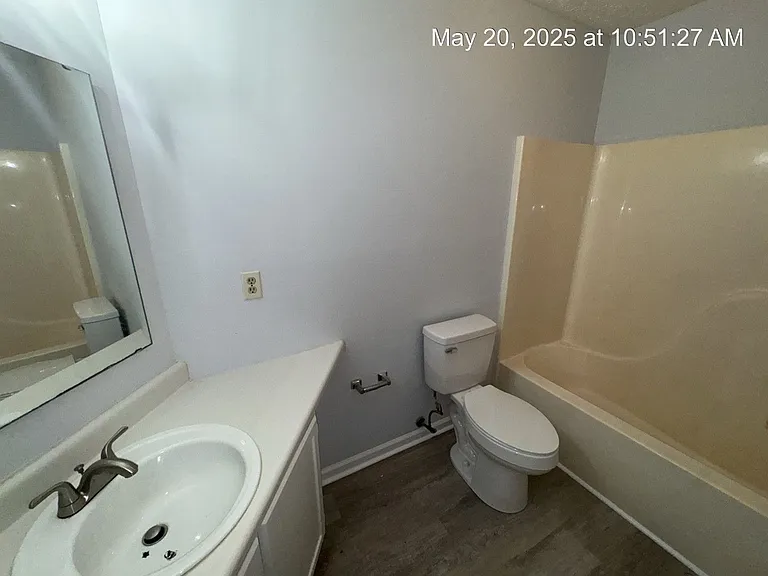 1222 Skyline Dr — Photo 17