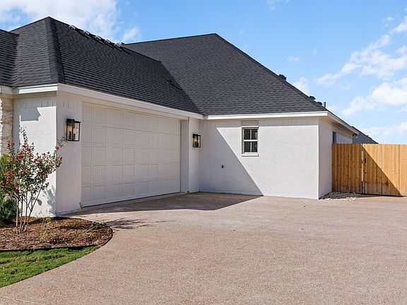 2nd image of 1345 Tahonta Dr
