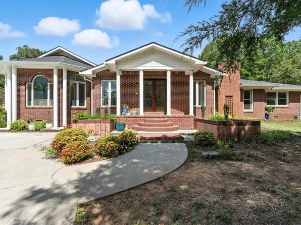 134 Salem Dr NW, Rome, GA 30165