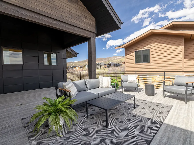 1285 Lasso Trl — Photo 39