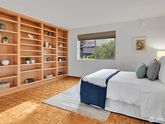 5th image of 1964 26th Avenue W #203