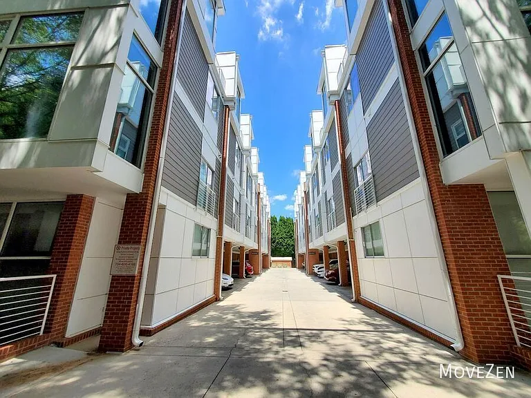 295 McDonald Ave — Photo 23