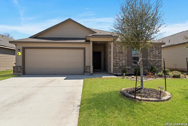 3 bed, 2.0 bath, 1544 sqft, $2,200 — Photo 2
