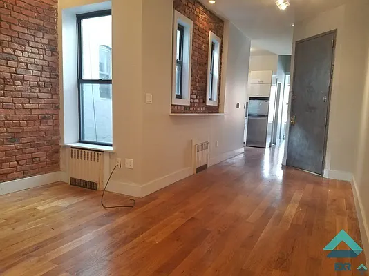 Rented by EXR | media 8