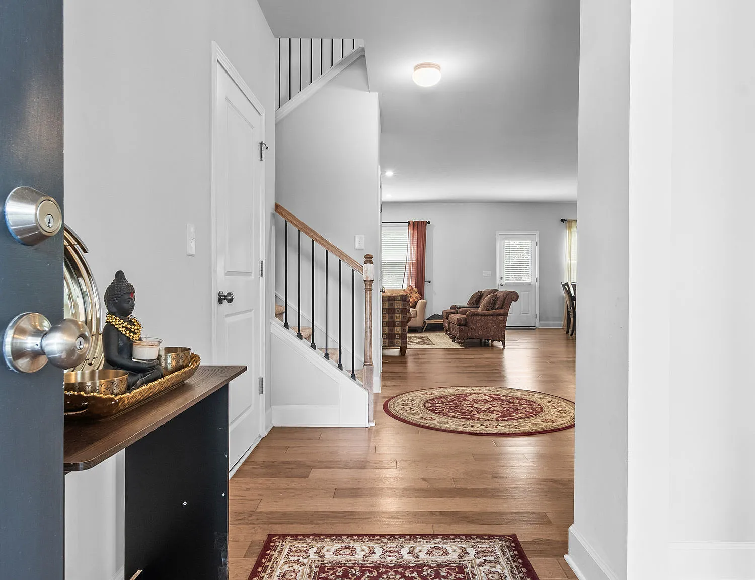 5 bed, 4.0 bath, 3056 sqft, $2,700 — Photo 4