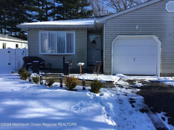 37A Denville Street #A, Barnegat, NJ 08005
