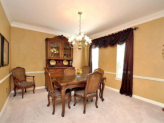 4th image of 1414 Meadow Hill Dr