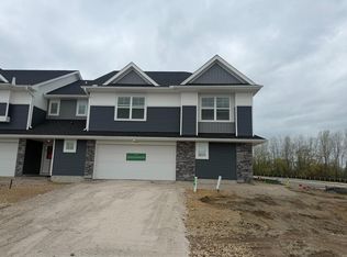 21653 Lilac Dr, Farmington, MN 55024