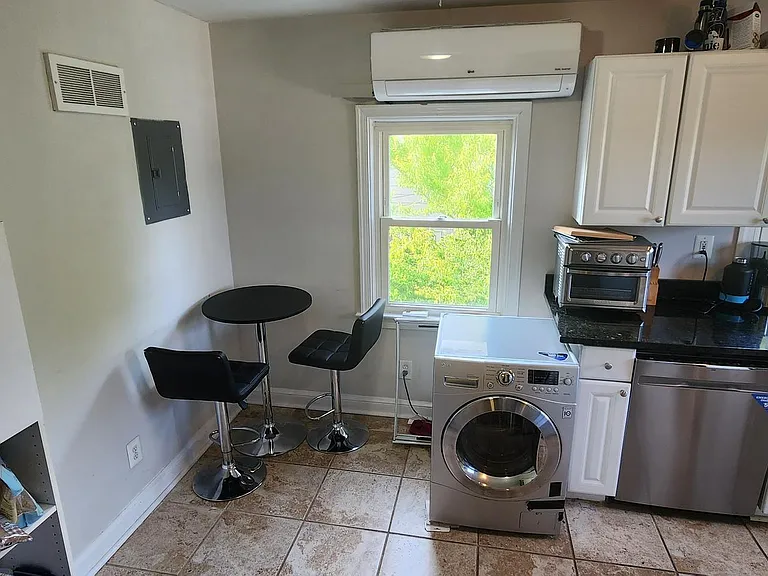 1227 N Utah St #3 — Photo 3