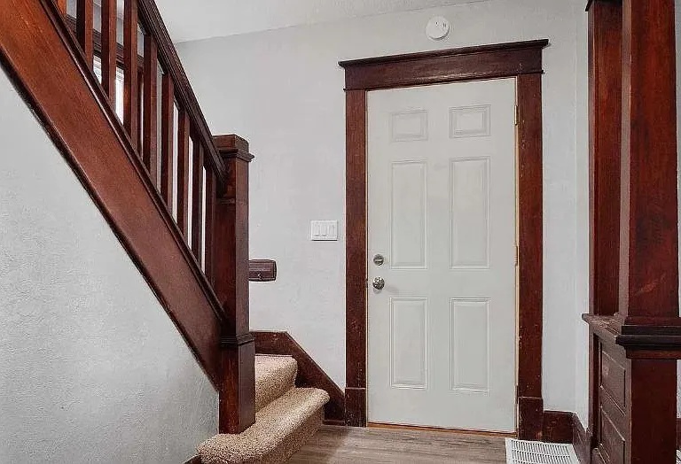 109 Drake Rd — Photo 4