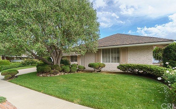 3rd image of 3344 Seaclaire Dr