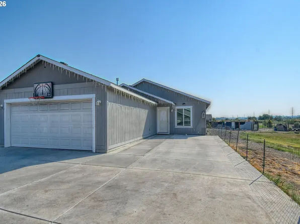 1447 NE Kenna Dr, Hermiston, OR 97838