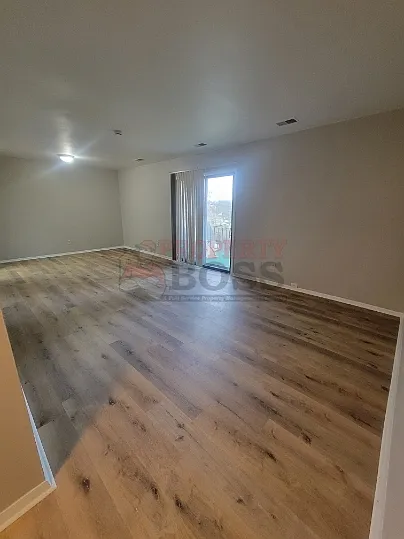 7322 Noble St #4-1 — Photo 7