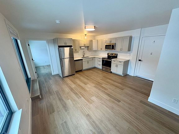 3rd image of 14 N 29th St APT 5