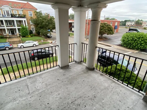 3426 W Grace St APT 05, Richmond, VA 23221