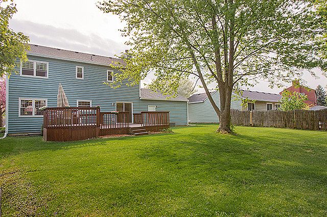 2nd image of 1384 Carleton Cir