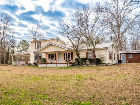 22 Dobie St, Tunnel Hill, GA 30755