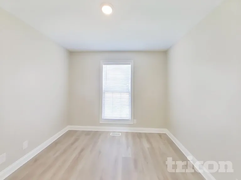 3749 Nadia Dr — Photo 11