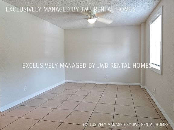 3rd image of 1838 Broadway Ave