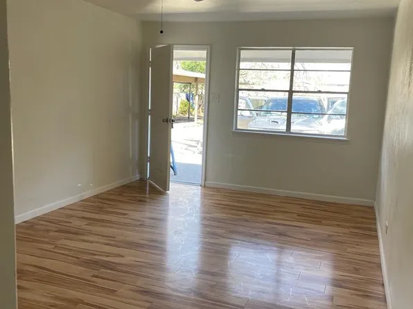 1802 Jay Cir #A, Arlington, TX 76012