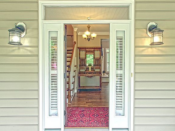 Front door opens into entry 