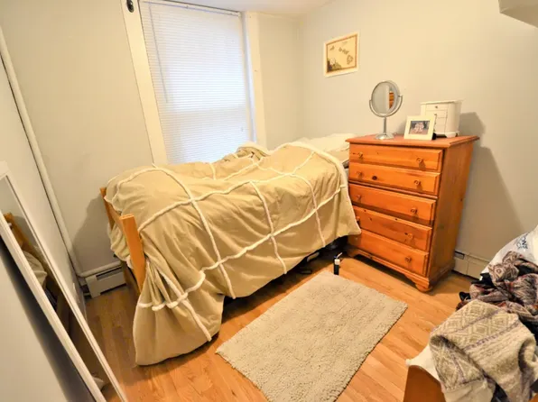 587 Beacon St, Boston, MA
