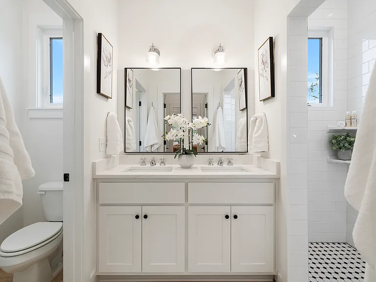 Main Bathroom