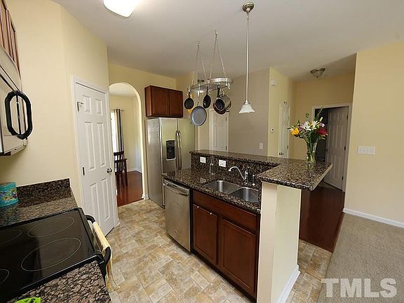 5th image of 4008 Glennstone Dr