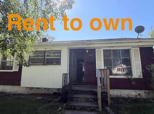 1917 Shamrock Ln, Flint, MI 48504