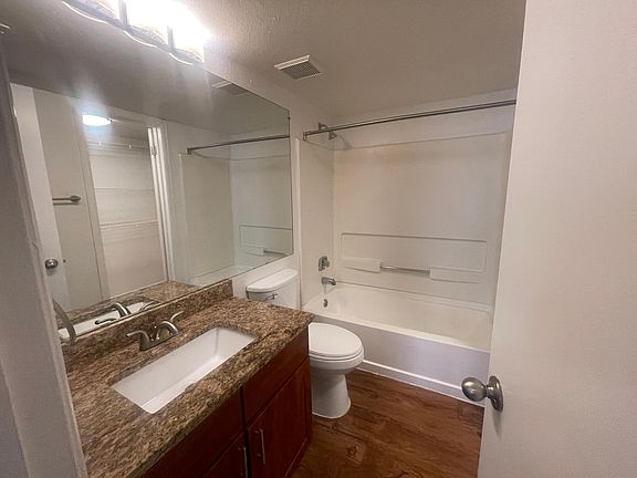 5th image of 4251 S Olive St #4209