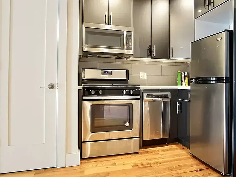 912 Bergen St #6BB — Photo 6