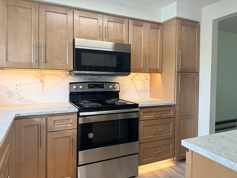 17820 Smokey Point Blvd #3 — Photo 3