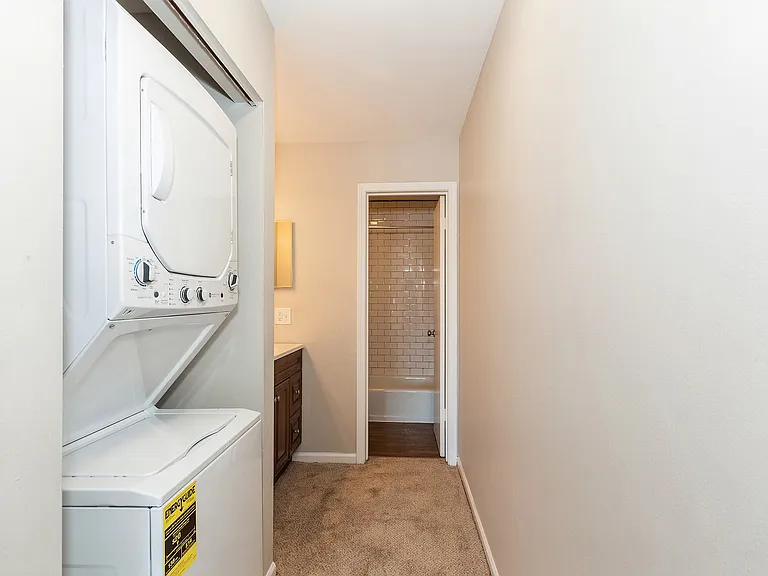 ReNew on Naper — Photo 10