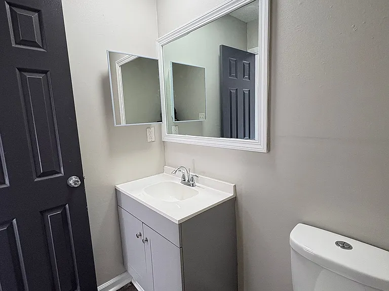 7420 Rockleigh Ave #A — Photo 43
