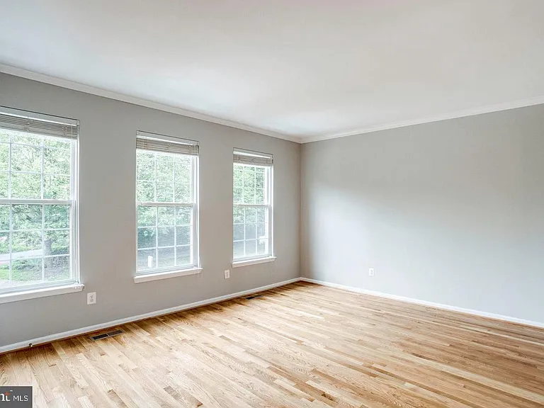 12476 Casbeer Dr — Photo 4