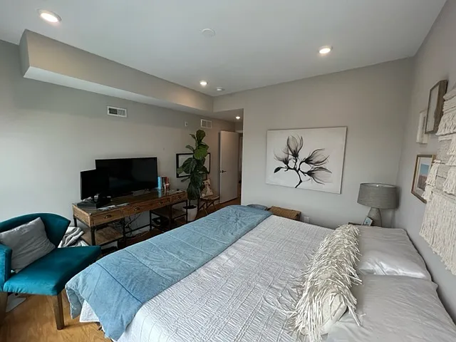 1734 Ridge Ave — Photo 9