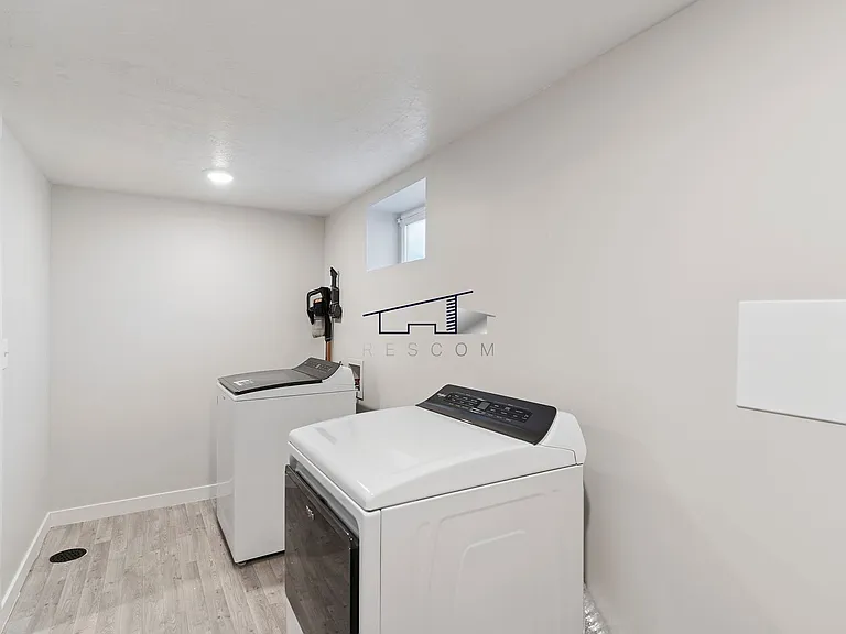 3134 N 450 E — Photo 25