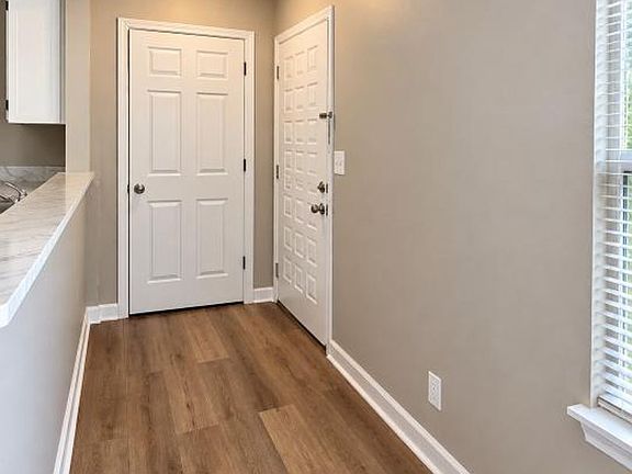 2nd image of 756 Ringgold Rd #1