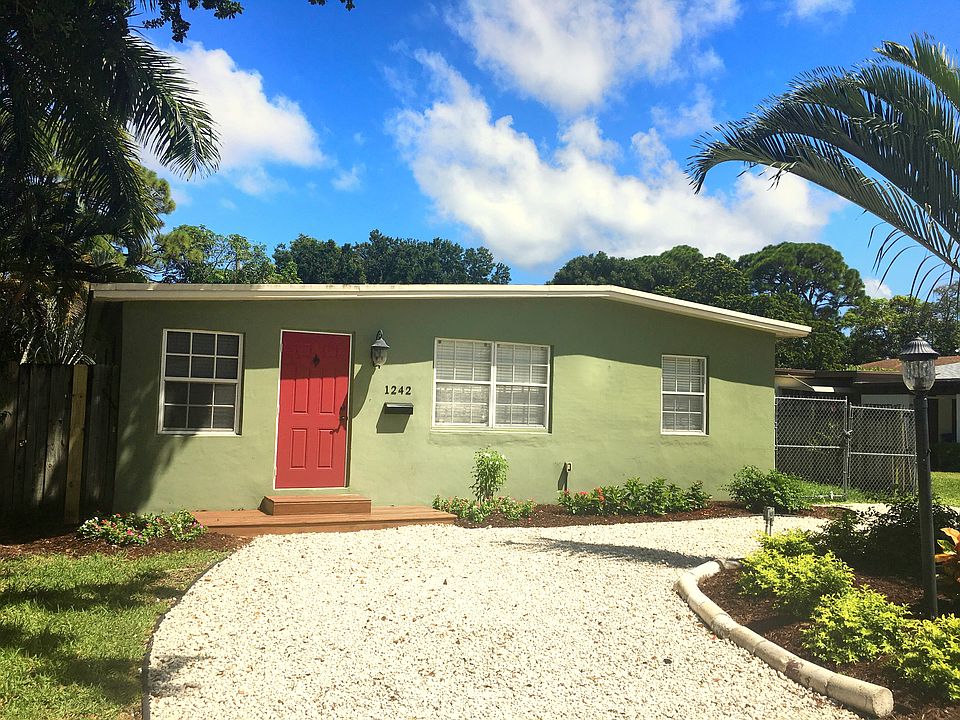 1st image of 1242 NW 3rd Ave