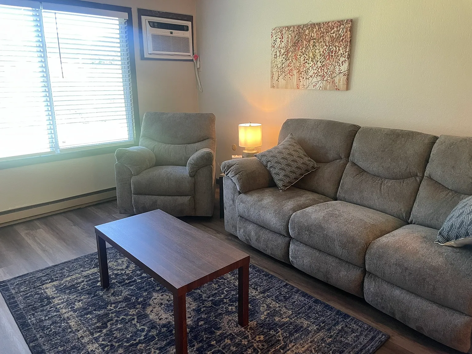 Rolling Hills Apartments - N209 — Photo 3