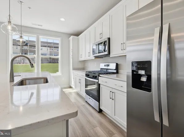 13509 Peregrine Ln, Clarksburg, MD 20871