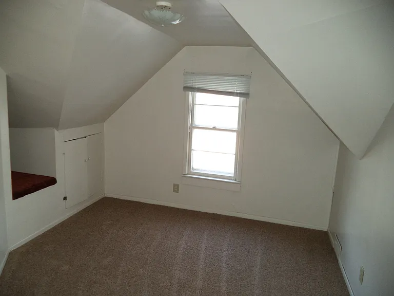 433 3rd Ave NW — Photo 5