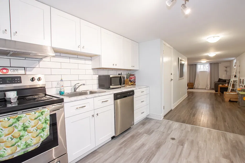 3 Winston Road — Photo 2