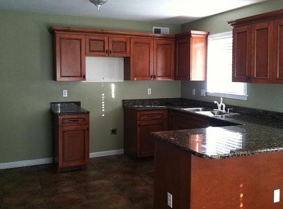 3rd image of 5487 Philgrove Way