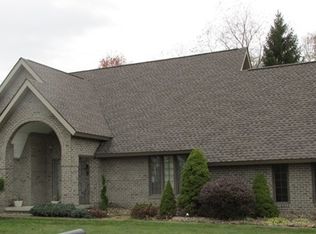 31 Fox Sparrow Rd, Beckley, WV 25801