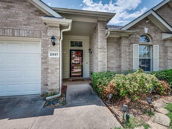 4th image of 2937 Cheshire Way