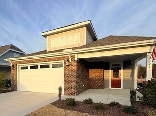 324 Village Walk Dr, Clayton, NC 27527