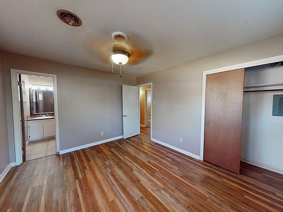 5th image of 10012 Ronald Dr