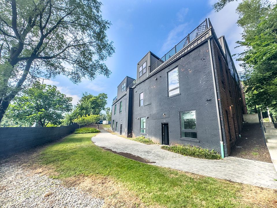1st image of 1455 State St #4